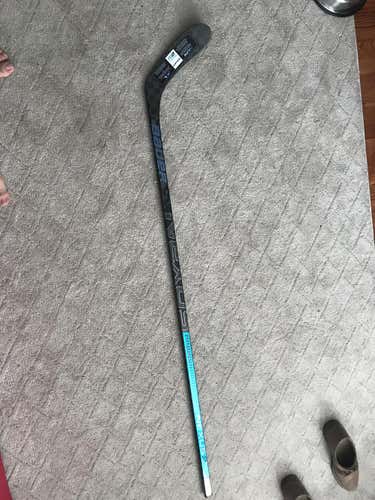 New Bauer Nexus 2N Pro Stick p28, 87 flex gripSenior