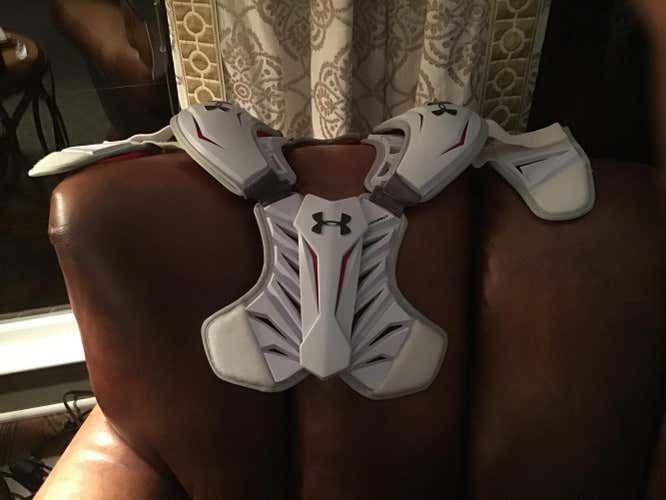 Under Armour Revenant Shoulder Pads