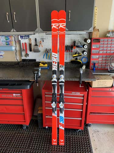Pristine Rossignol Hero Athlete FIS GS 188 R 30 With PX18 Bindings