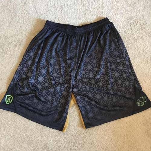 New XL High Rollers Shorts (w/ pockets)