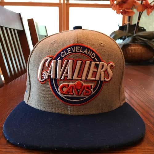 New Era 9FIFTY Cavaliers Hardwood Classics Hat With Lebron James Signature Embroidered On Side