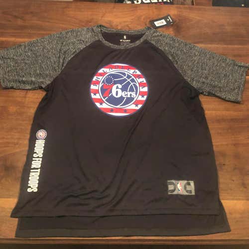 Philadelphia 76ers Short Sleeve T shirt Extra Large