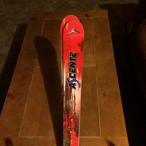 155cm Ascent Mogul Skis 106-67-95