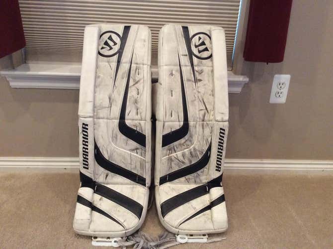 Warrior Ritual Goalie Leg Pads Intermediate 30 + 1