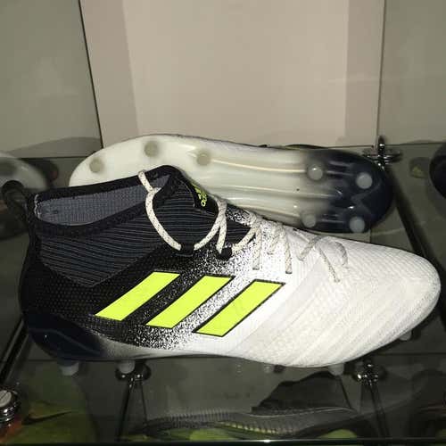 Reserved For A Trade Please Don’t Buy