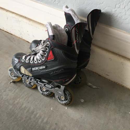Hockey Roller Skates