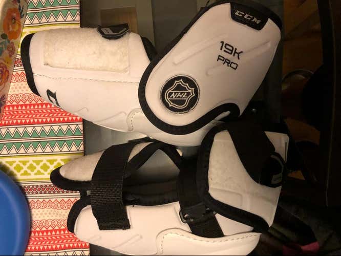 CCM Jofa 19K pro stock Elbow Pads