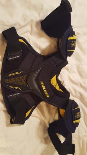 Bauer Supreme Total One Shoulder Pads Youth