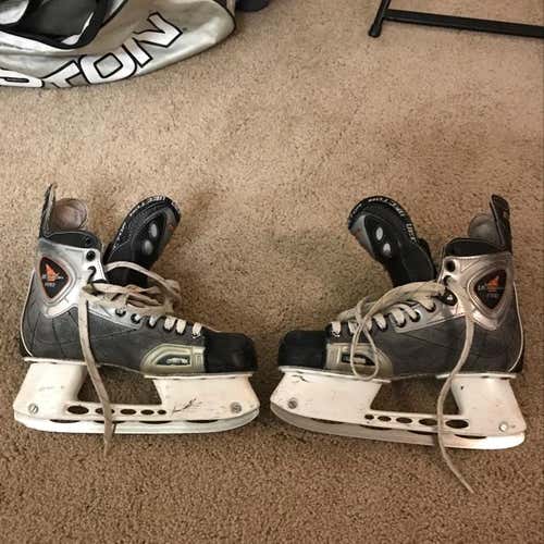 CCM Vector pros