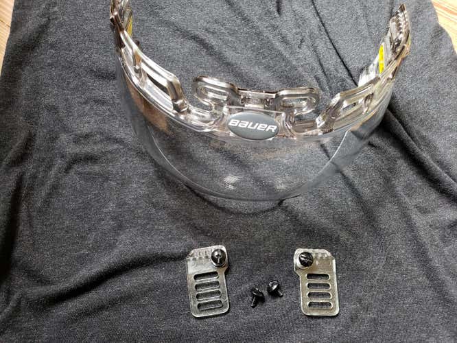 Used Bauer HDO Deluxe Visor Senior