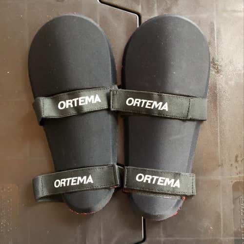 Ortema Upper Arm Guards