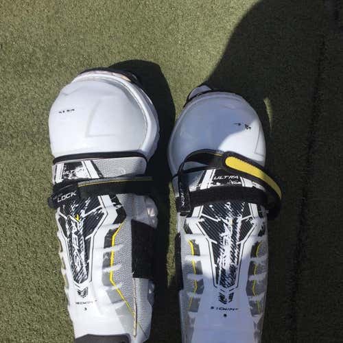 CCM Ultra Tacks Shin Pads