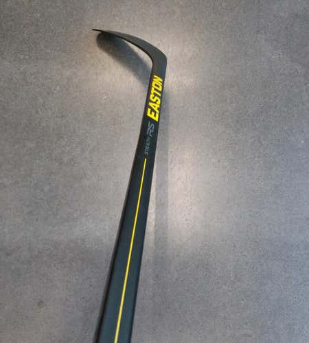New Easton Stick Righty Mid 96 - 100 Senior