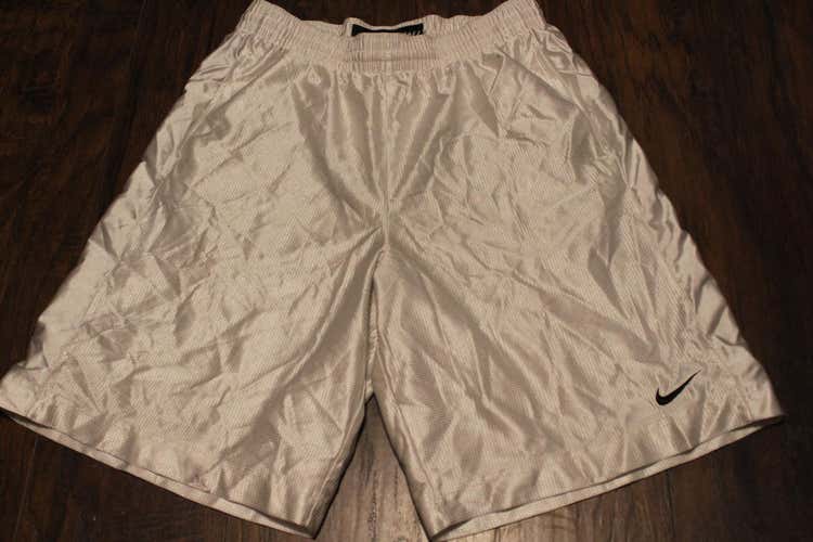 Nike Basketball White/Black Shorts Sz Medium-Large