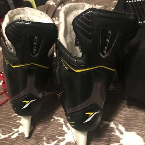 CCM Tacks 5052 Skates