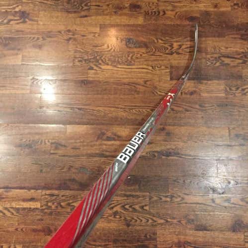 Bauer 1X Hockey Stick. Flex 77. Grip. PM9. Right Handed.