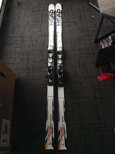 Head Worldcup SG RD 210 CM R>33 Race Skis W Freeflex Pro Racing 18X RD Binding