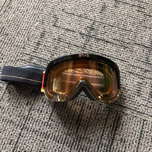 Yniq Skiing Goggles & Skiing Lenses