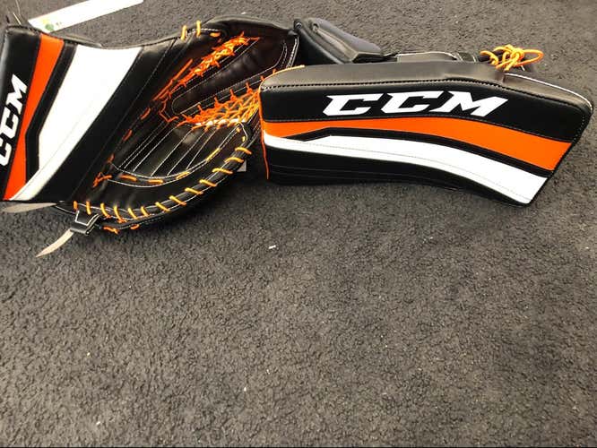 Ccm Extreme Flex 2 INT Glove And Blocker
