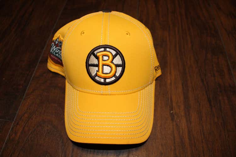 Boston Bruins 2010 Winter Classic Reebok Stretch Fit hat