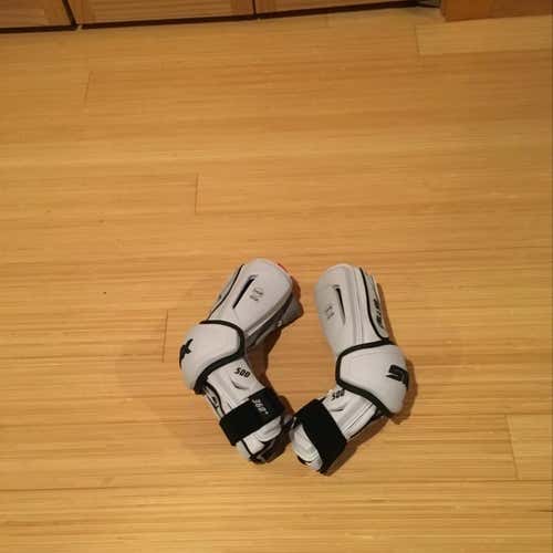 Like New Stx Stallion 500 Arm Guards