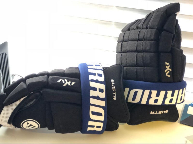 Warrior Franchise Pro Stock AX1 Tampa Bay Lightning Sustr