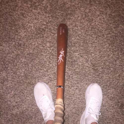 31.5” Yaya Wood Bat
