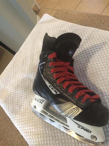 CCM U CL - top of the line Skates Junior Size 3