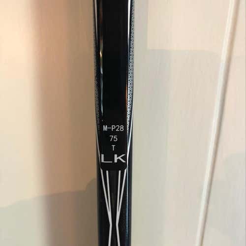 Pro Stock CCM 2.0 P28 RH 75 Flex Grip