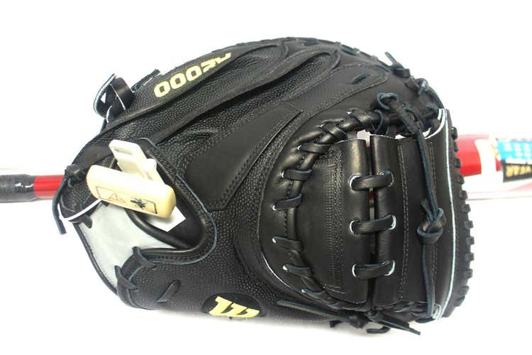Wilson A2000 M2 SuperSkin 33.5" Baseball Catcher's Mitt *NO TRADES/PRICE NEGOTIABLE*
