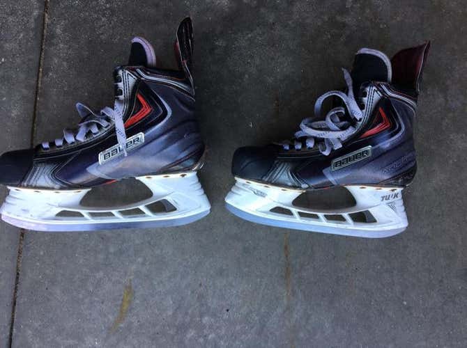 Bauer APX2 Pro Stock Skates
