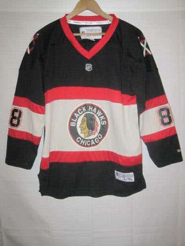 Chicago Blackhawks Patrick Kane Throwback hockey jersey kids boys L/XL NHL