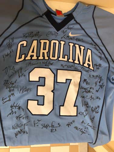 *EXCLUSIVE* UNC Team Signed Jersey