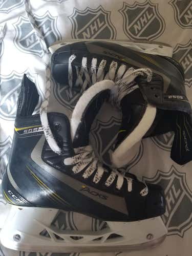 New CCM CCM Tacks Skates Senior Size 7
