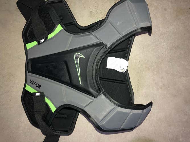 Nike Vapor Shoulder Pads