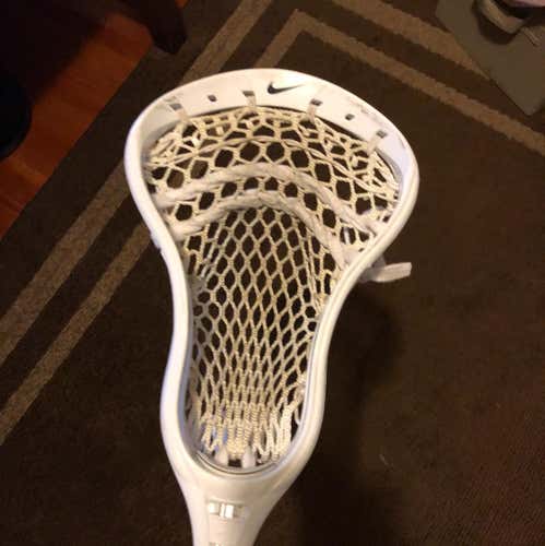 White Nike Lakota Mid Pocket New