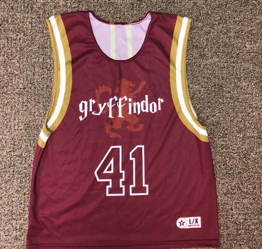 Gryffindor Pinnie