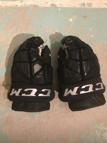 CCM HG12 Gloves Senior