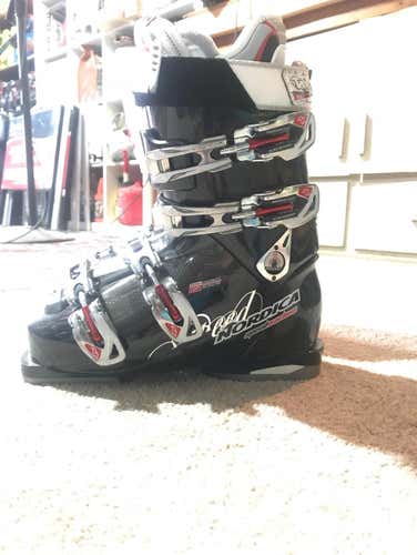 Woman’s Nordica Ski Boots 24.5/285mm