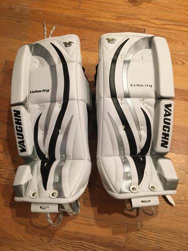 Vaughn Vaughn V5 Goalie Leg Pads Junior