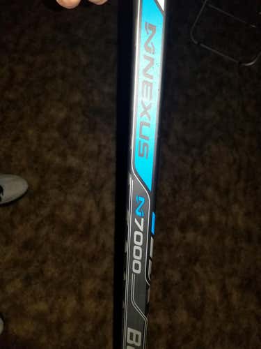New Bauer Stick Righty 101 - 105 Senior