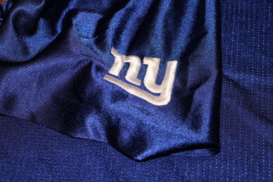 New York Giants Logo Jersey Size Large