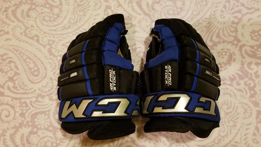 CCM 4 ROLL PRO Stock Gloves Senior 13"