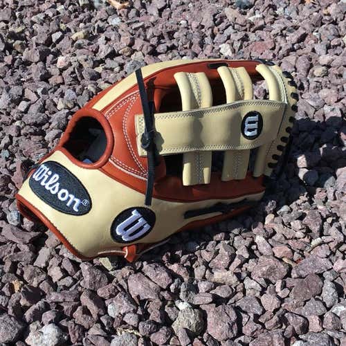 *NO TRADES* NWT Wilson A2K 1775