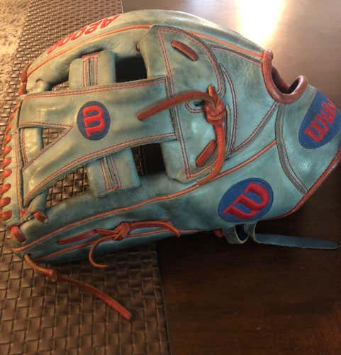 Wilson A2000 Y Baseball Express Exclusive
