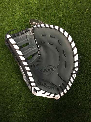 New Wilson A2000 1617 12.5" SuperSkin First Base Mitt