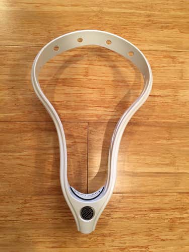 Maverik Metrik Lacrosse Head-unstrung