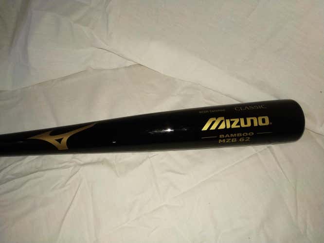 New Mizuno Bamboo MZB62 Bat