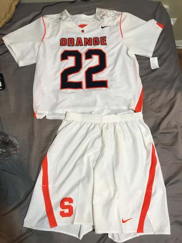 **FULL KIT** Brand New Syracuse Orange #22 Jersey and Shorts