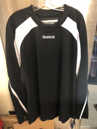 Reebok Jersey XXL